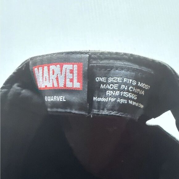 Marvel Deadpool Snapback Hat - Picture 3 of 3